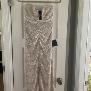 Brand new lulus lace dress